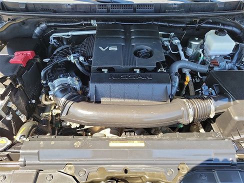 Certified 2023 Nissan Frontier SV w/ SV Convenience Package image 28