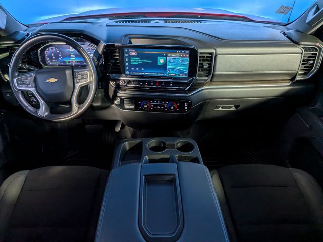 Used 2025 Chevrolet Silverado 1500 LT AWD/4WD image 16