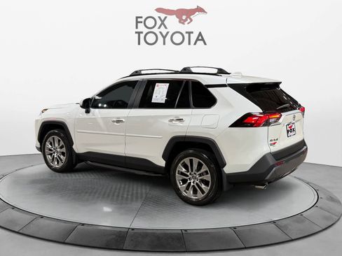 Used 2019 Toyota RAV4 Limited w/ Advanced Technology Package AWD/4WD image 4