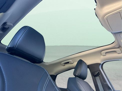 Used 2023 Ford Mustang Mach-E Premium image 17