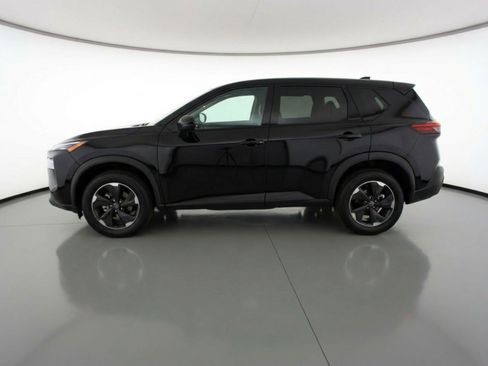 Used 2025 Nissan Rogue SV image 5