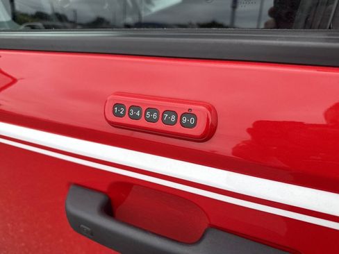 Used 2023 Ford Bronco Heritage Edition AWD/4WD image 31
