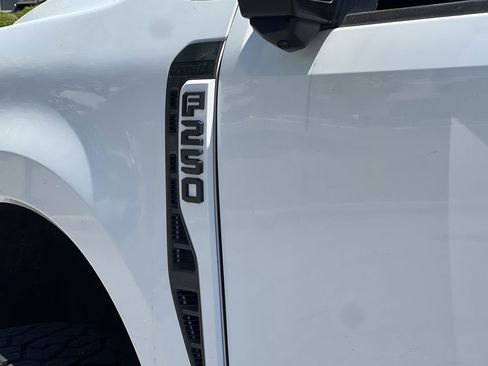 New 2026 Ford F250 Platinum AWD/4WD image 31