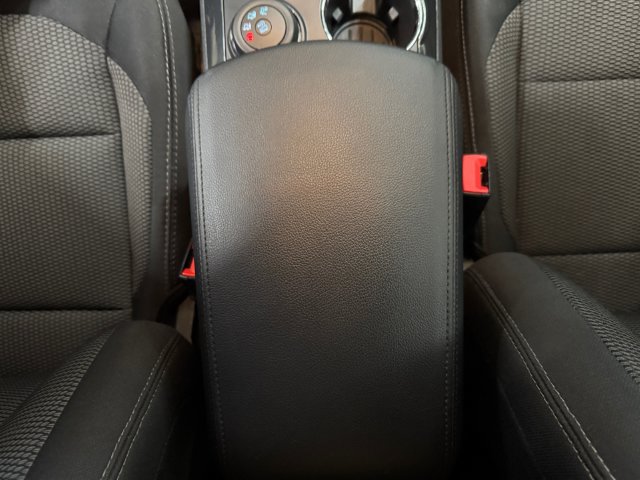 Used 2019 Ford Explorer XLT AWD/4WD image 14