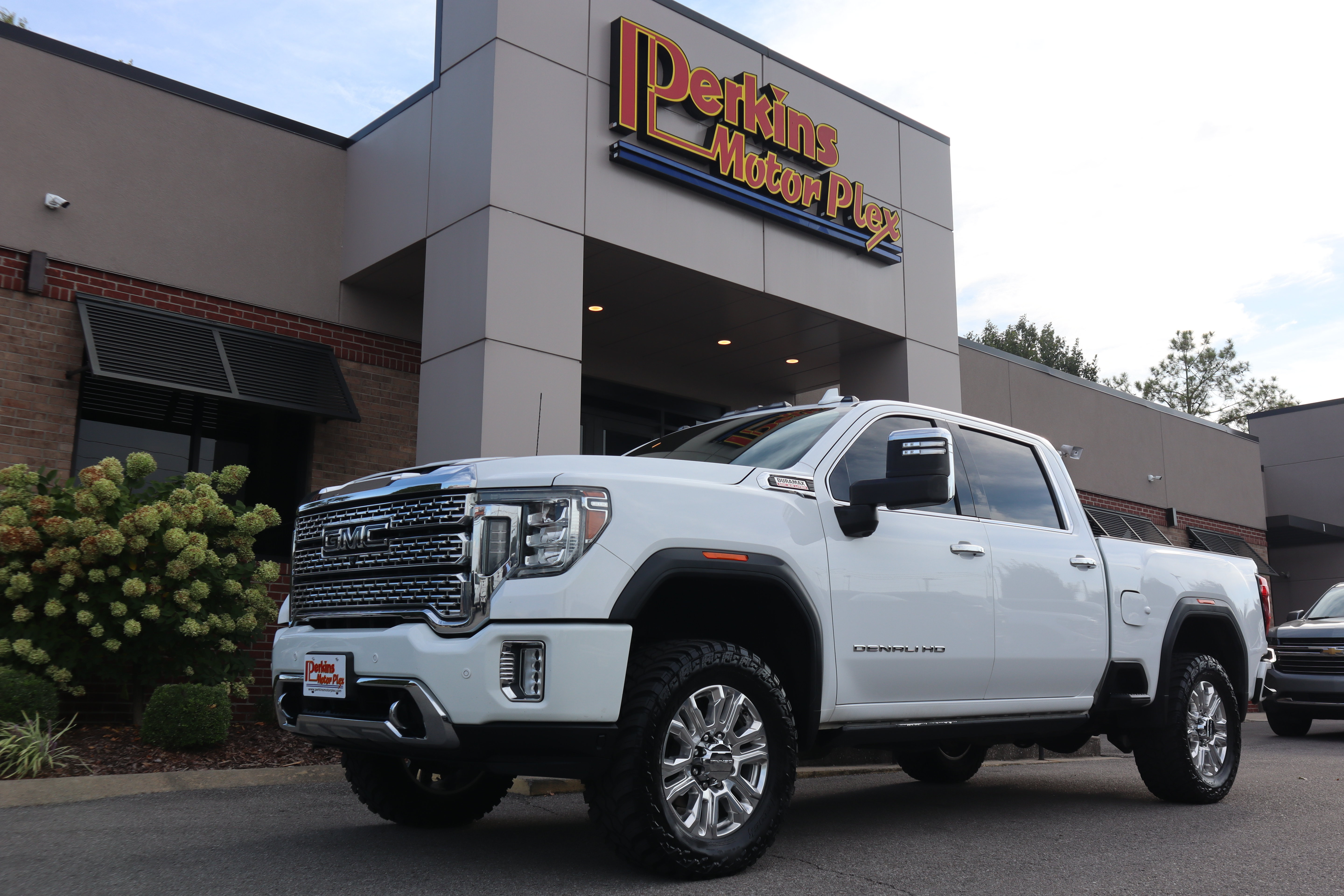 Used 2020 GMC Sierra 2500 Denali w/ Denali Ultimate Package AWD/4WD image 34