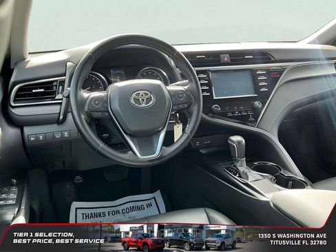Used 2019 Toyota Camry SE FWD image 16