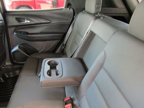 Used 2025 Chevrolet TrailBlazer ACTIV w/ Convenience Package AWD/4WD image 32