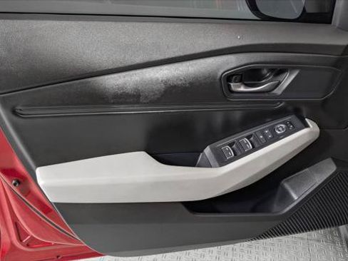Used 2025 Honda Accord SE image 13