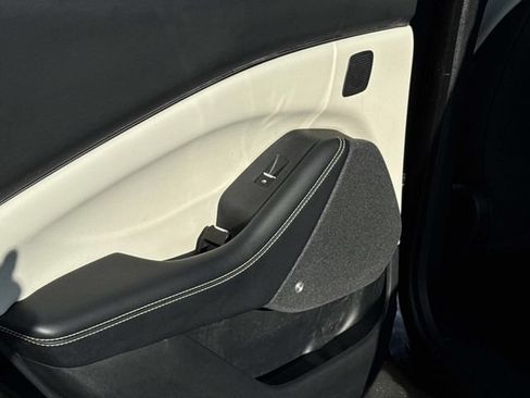 Used 2021 Ford Mustang Mach-E Premium AWD/4WD image 10