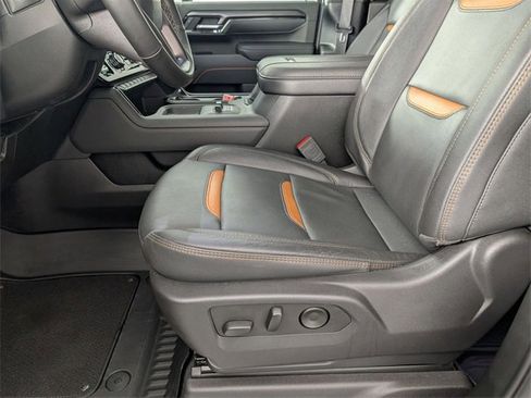 Certified 2025 GMC Sierra 2500 AT4 w/ AT4 Premium Plus Package image 14