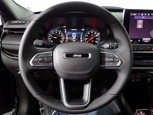 New 2026 Jeep Compass Latitude image 20