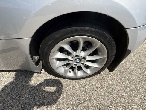 Used 2005 BMW Z4 2.5i RWD image 28