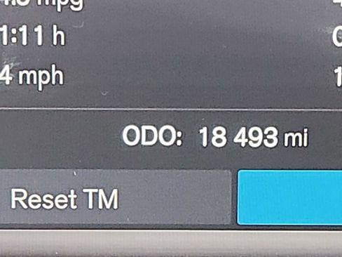 Certified 2023 Volvo XC60 T8 Plus w/ Climate Package image 17