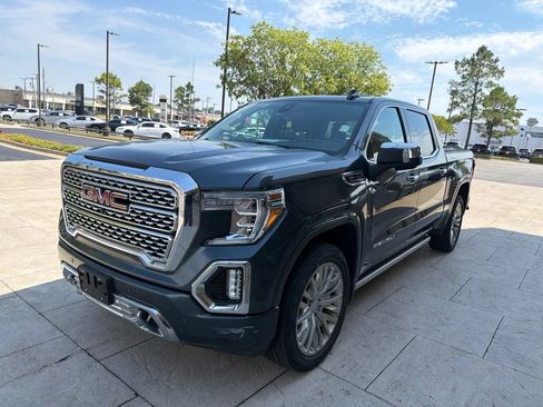 Used 2019 GMC Sierra 1500 Denali w/ Denali Ultimate Package AWD/4WD image 2