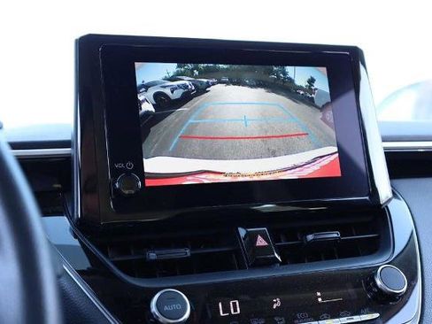 Used 2026 Toyota Corolla LE FWD image 12