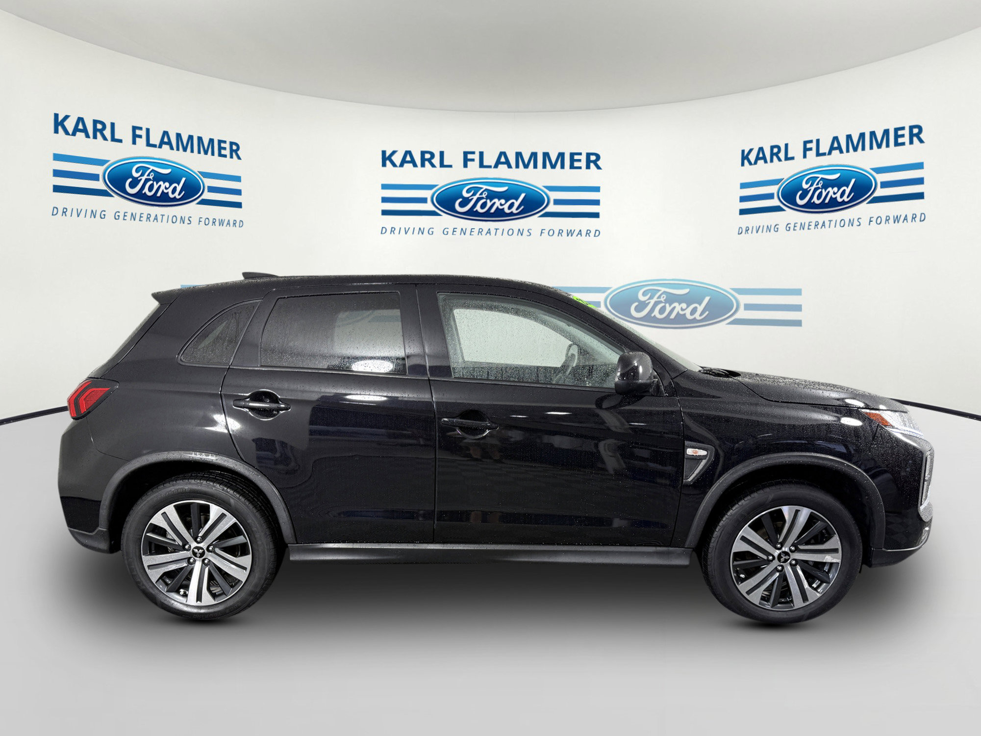 Used 2022 Mitsubishi Outlander Sport LE AWD/4WD image 2