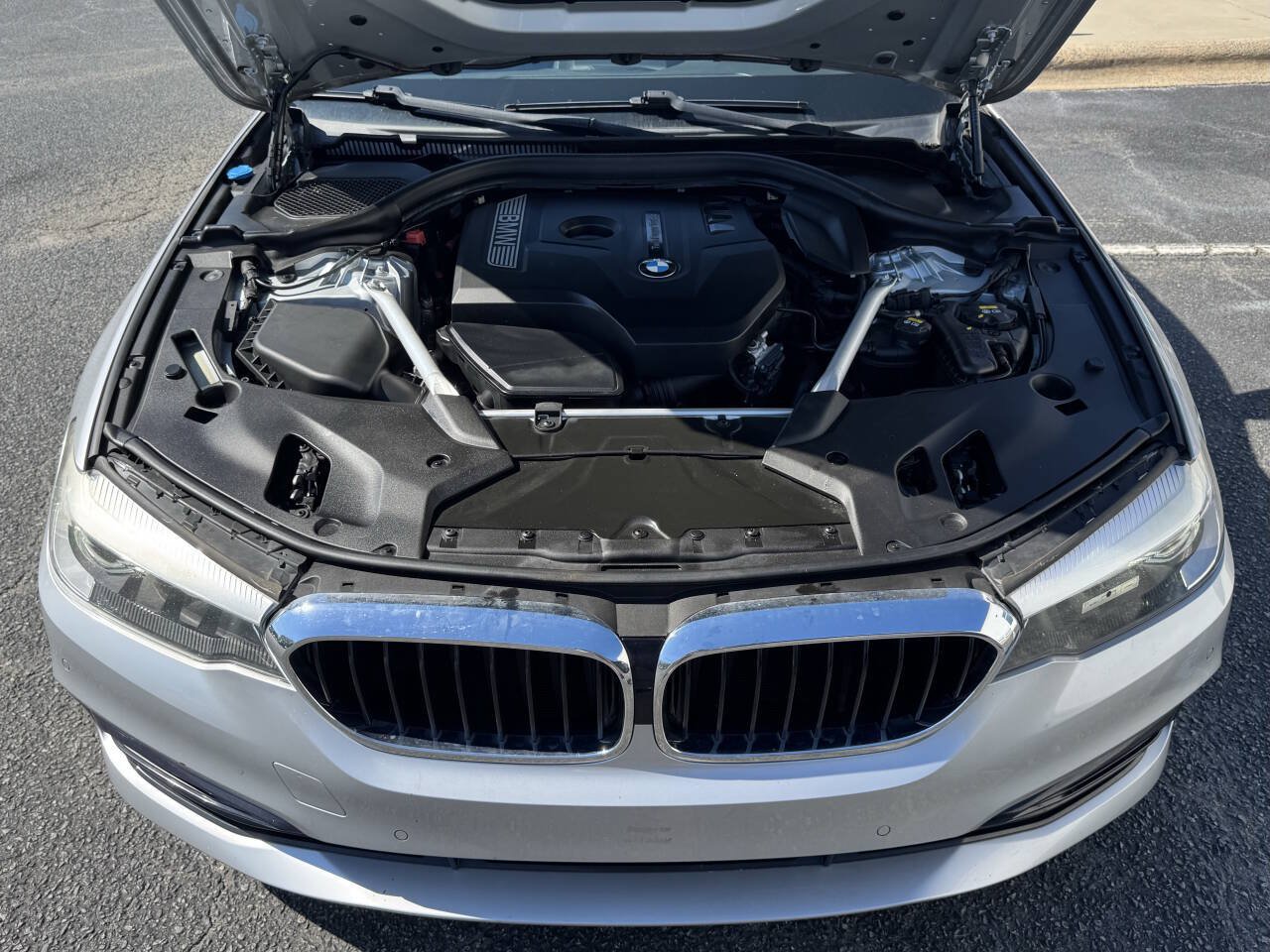 Used 2018 BMW 530i RWD image 20