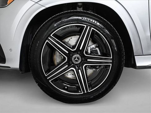 Used 2025 Mercedes-Benz GLE 450e 4MATIC image 26