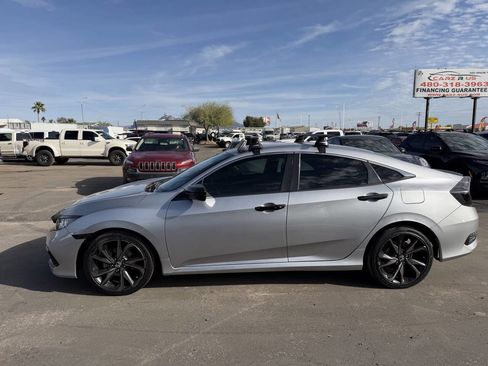 Used 2020 Honda Civic Sport image 4