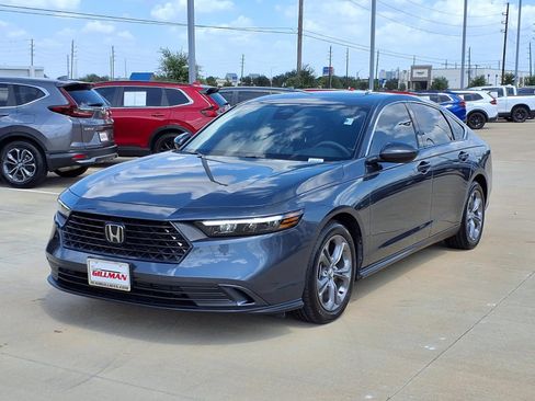 Used 2024 Honda Accord EX image 4