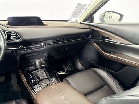 Certified 2023 MAZDA CX-30 AWD 2.5 S w/ Premium Package image 31
