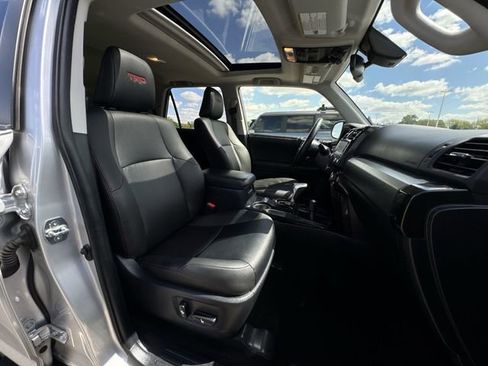 Used 2024 Toyota 4Runner TRD Off-Road Premium w/ Moonroof Package AWD/4WD image 29
