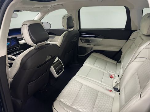 New 2026 Lincoln Nautilus Black Label w/ Jet Appearance Package image 8