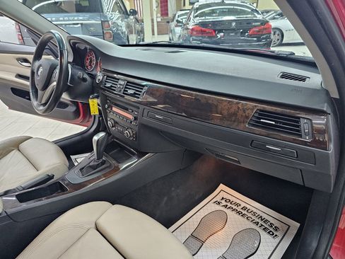 Used 2011 BMW 335i Sedan image 21
