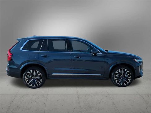 Used 2026 Volvo XC90 B6 Plus w/ Protection Package Premier image 7