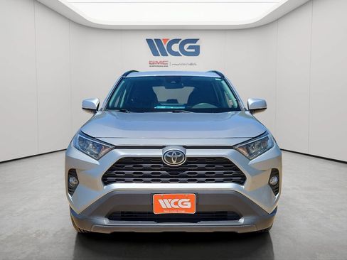 Used 2020 Toyota RAV4 XLE w/ All Weather Liner Package AWD/4WD image 6