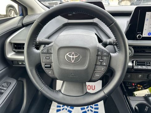 Used 2025 Toyota Prius LE image 19