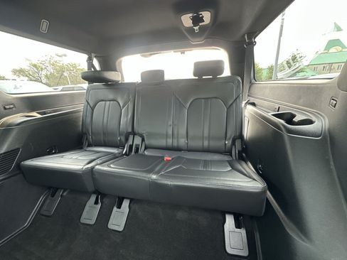 Used 2021 Ford Expedition Max Limited AWD/4WD image 34