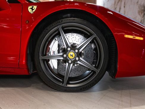 Used 2010 Ferrari 458 Italia Coupe RWD image 21