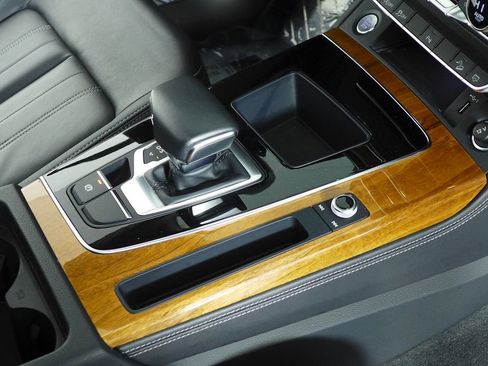 Used 2023 Audi Q5 2.0T Premium Plus w/ Premium Plus Package image 15