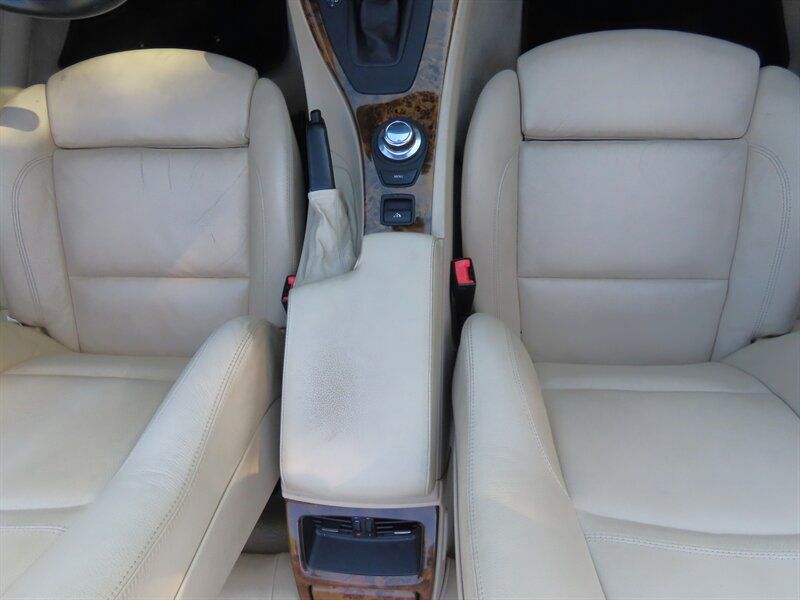 Used 2008 BMW 335i Convertible RWD image 26