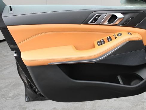 Used 2023 BMW X5 xDrive40i w/ Premium Package image 19