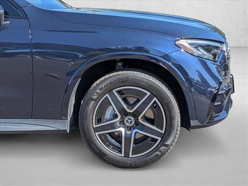 Used 2023 Mercedes-Benz GLC 300 4MATIC image 26