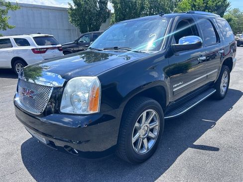 Used 2013 GMC Yukon Denali AWD/4WD image 8