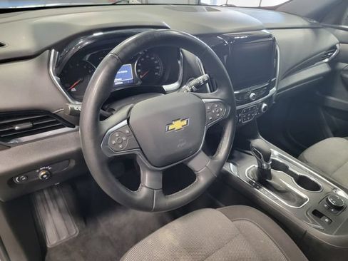 Certified 2023 Chevrolet Traverse LT FWD image 12