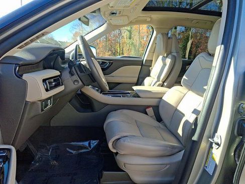 Used 2023 Lincoln Aviator Reserve w/ Equipment Group 201A image 14