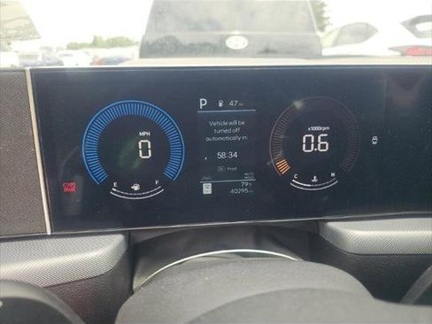 Used 2025 Hyundai Sonata SEL FWD image 16