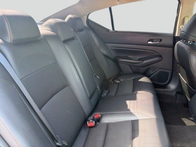 Used 2021 Nissan Altima 2.5 SR FWD image 32