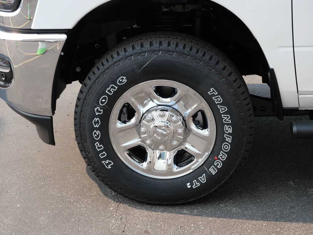 New 2026 RAM 2500 Tradesman AWD/4WD image 4