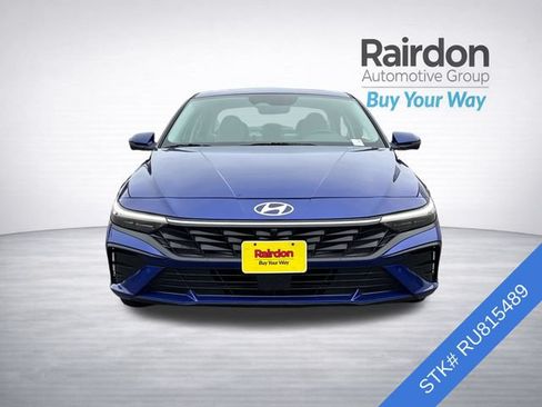 Used 2024 Hyundai Elantra Limited FWD image 2