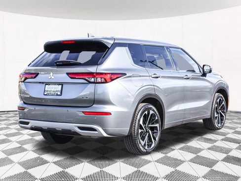 Used 2022 Mitsubishi Outlander SEL image 10