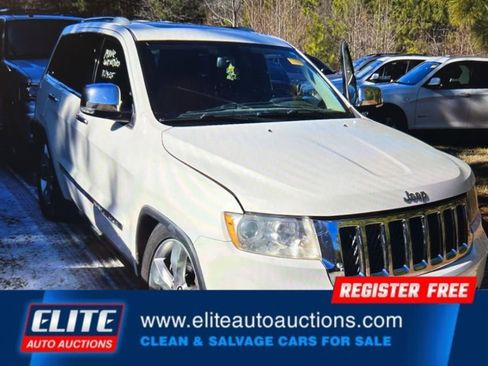 Used 2012 Jeep Grand Cherokee Overland image 2