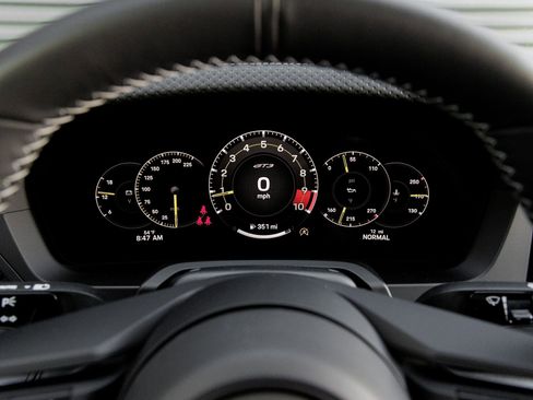 Certified 2026 Porsche 911 GT3 RWD image 25