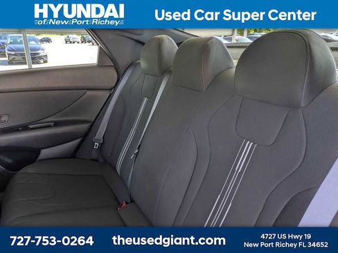 Certified 2025 Hyundai Elantra Sport FWD image 13