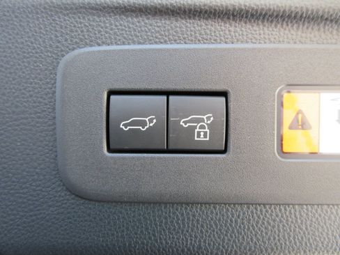 Used 2025 Lexus GX 550 w/ Accessory Package (2T) AWD/4WD image 62