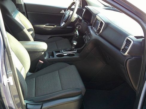 Used 2019 Kia Sportage LX w/ LX Popular Package AWD/4WD image 17